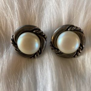 ✨Vintage✨ Faux Pearl Earrings